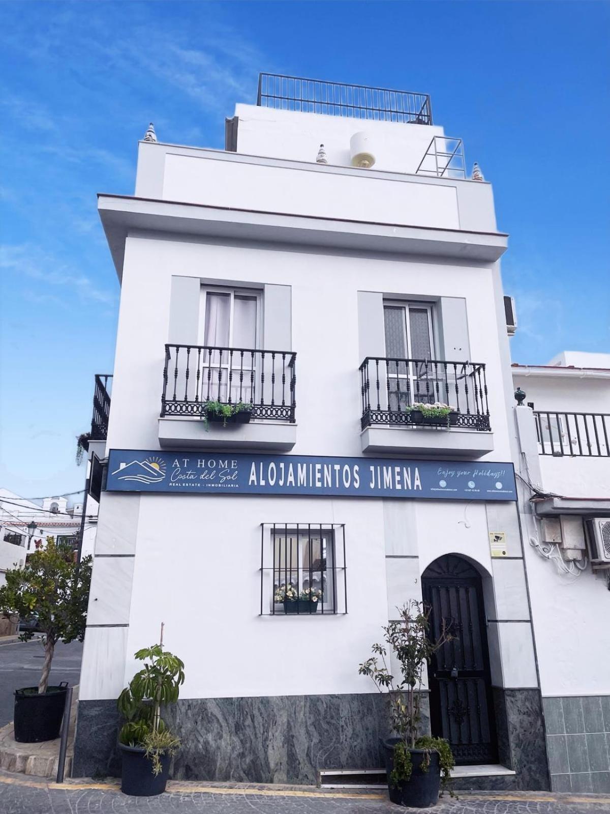 Estudio Jimena Burriana En El Centro De نيرخا المظهر الخارجي الصورة